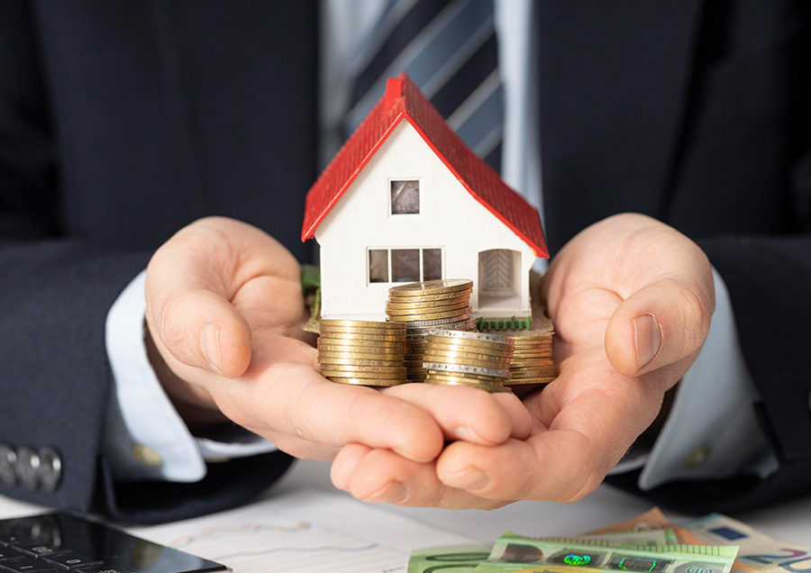 Understanding the Real Estate Market: Tips for First-Time Investors